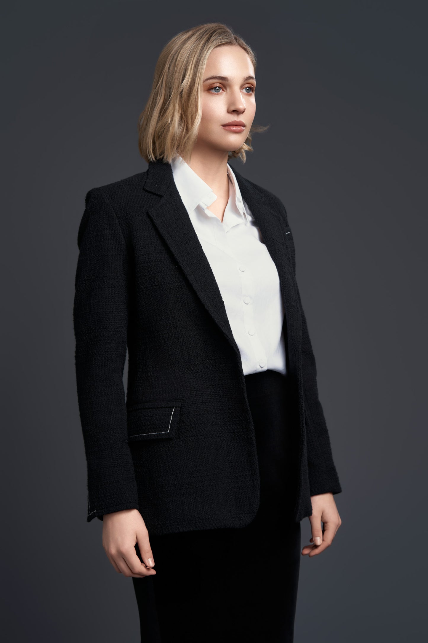 ELARIS JACKET