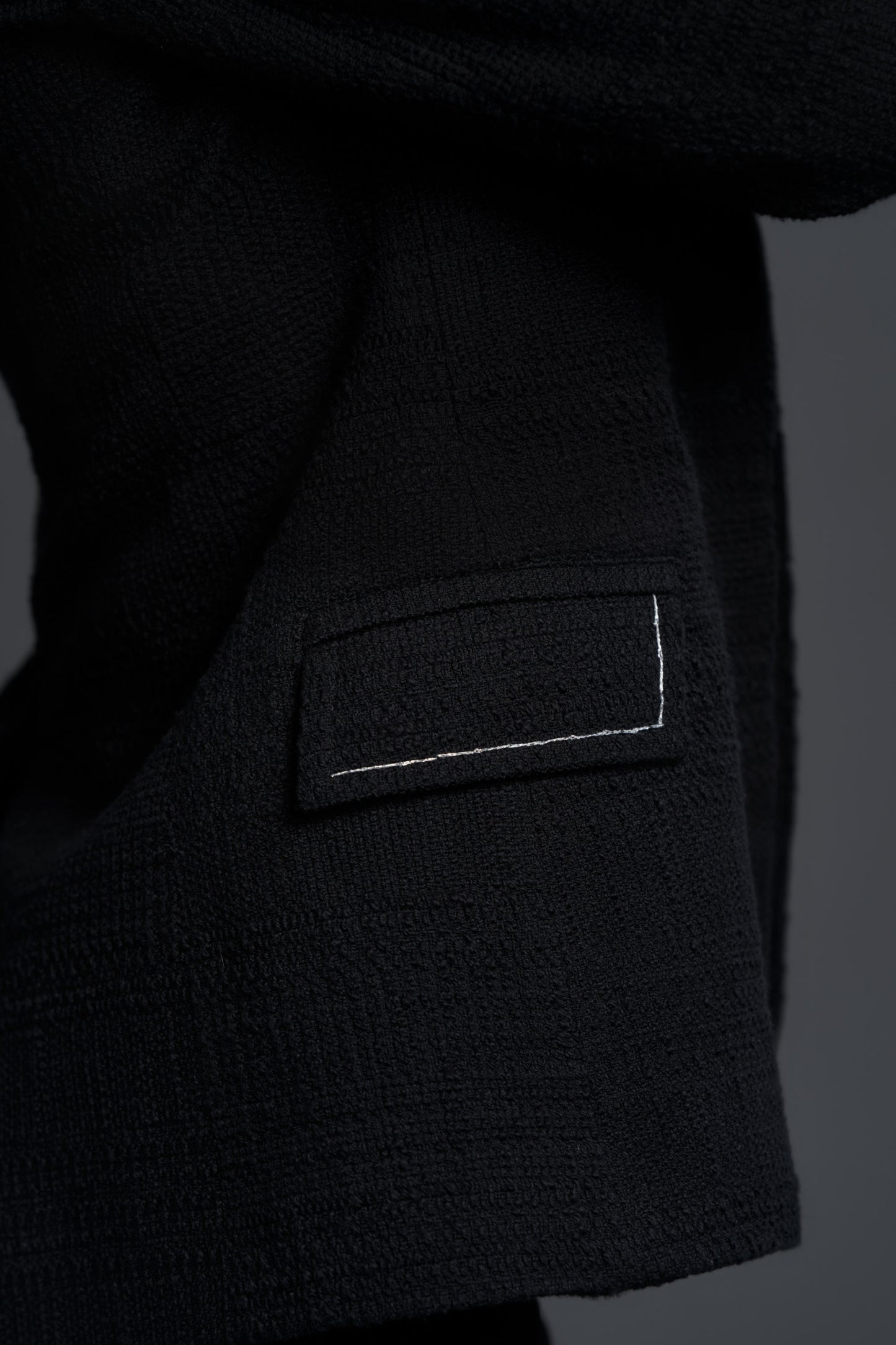 ELARIS JACKET
