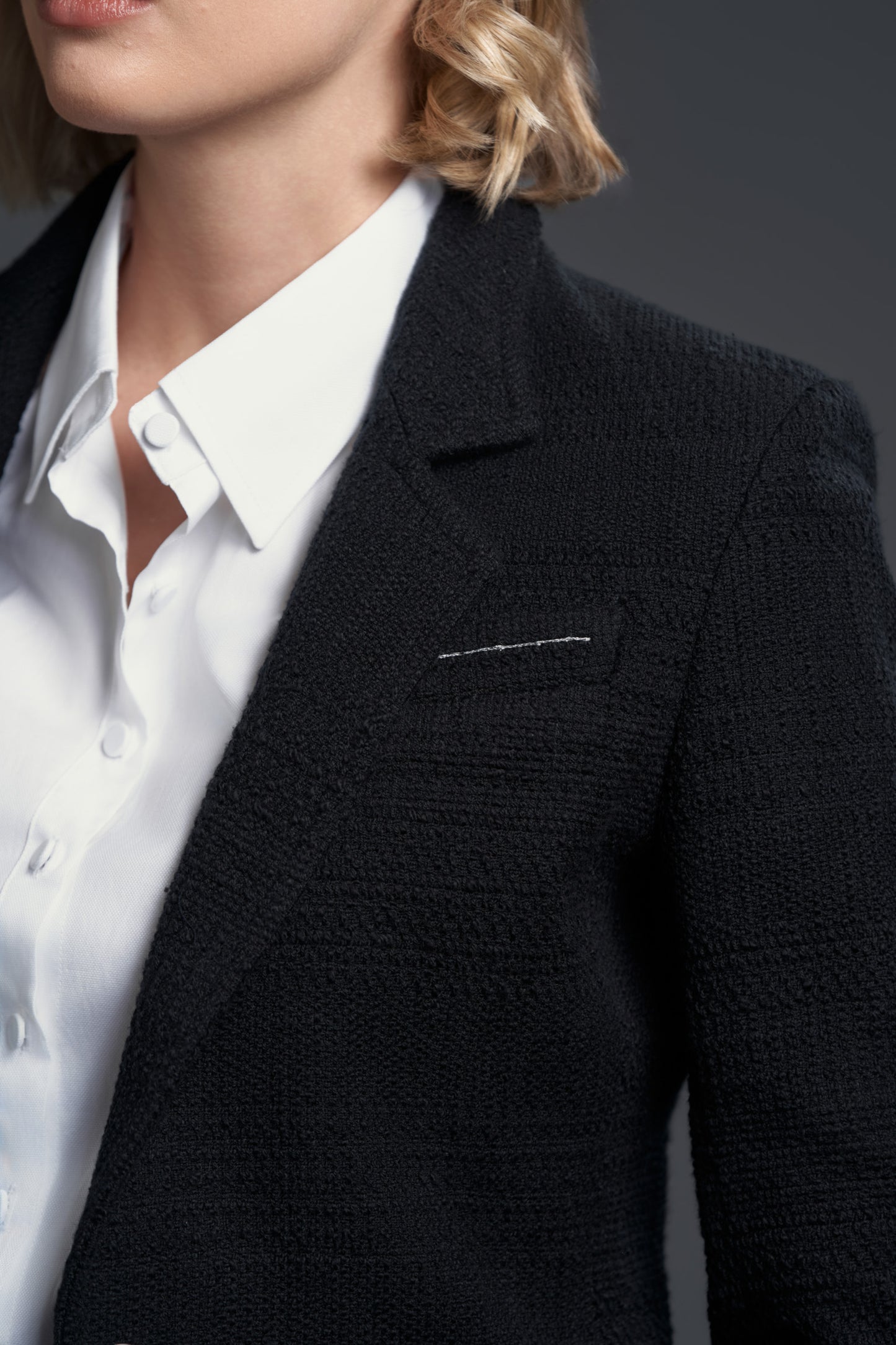 ELARIS JACKET