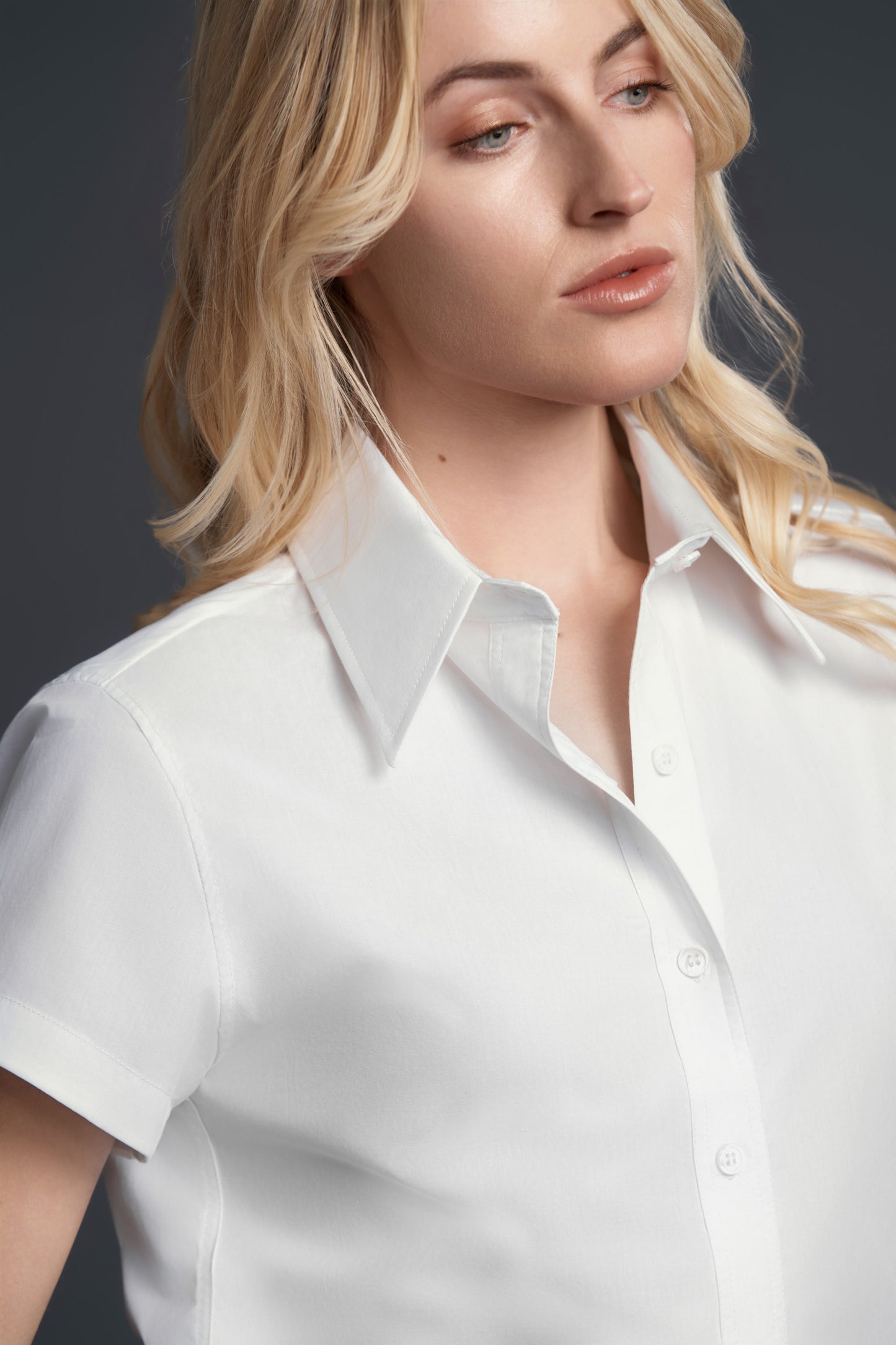 LUXORA WHITE SHORT-SLEEVE SHIRT