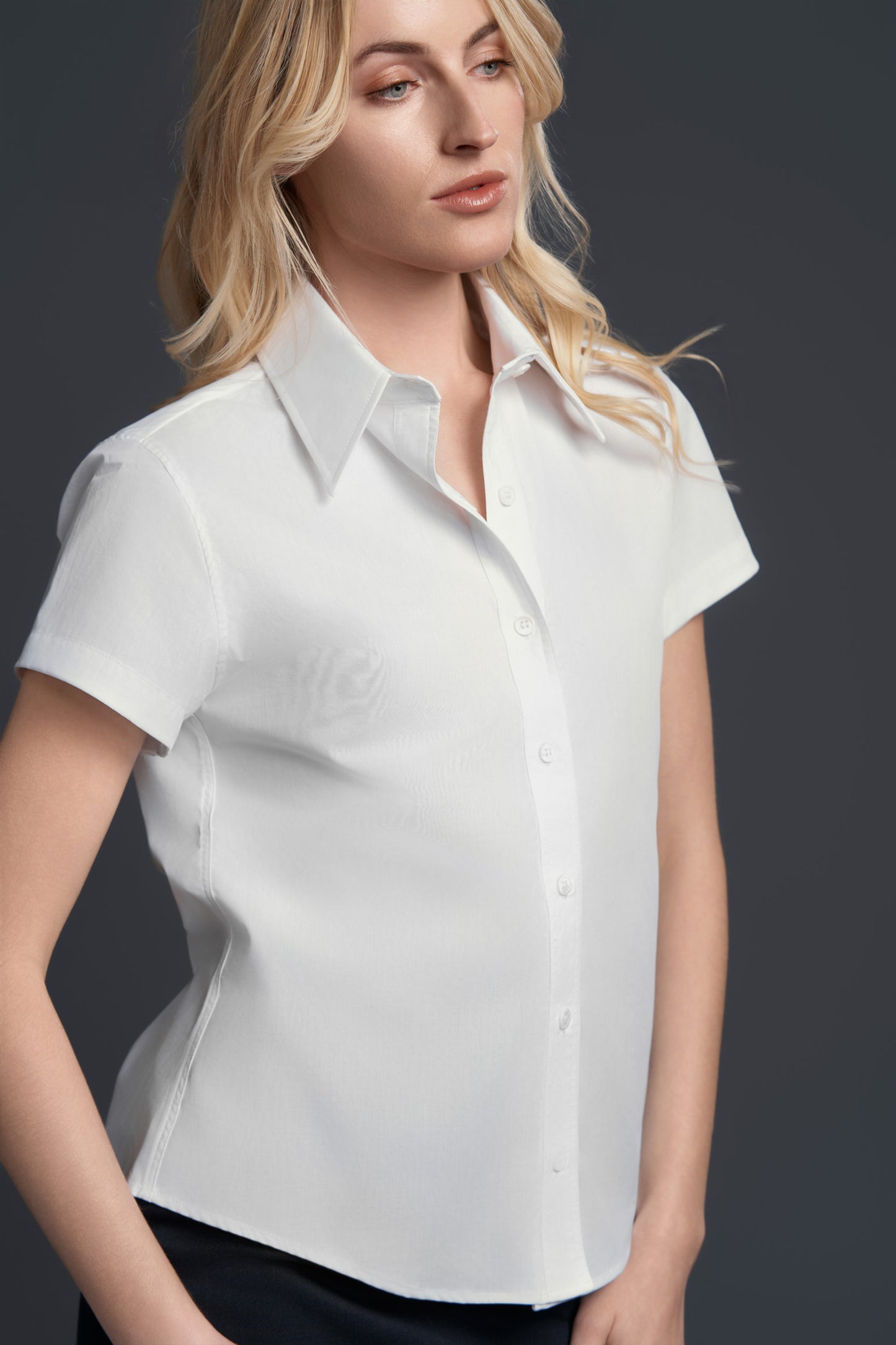 LUXORA WHITE SHORT-SLEEVE SHIRT