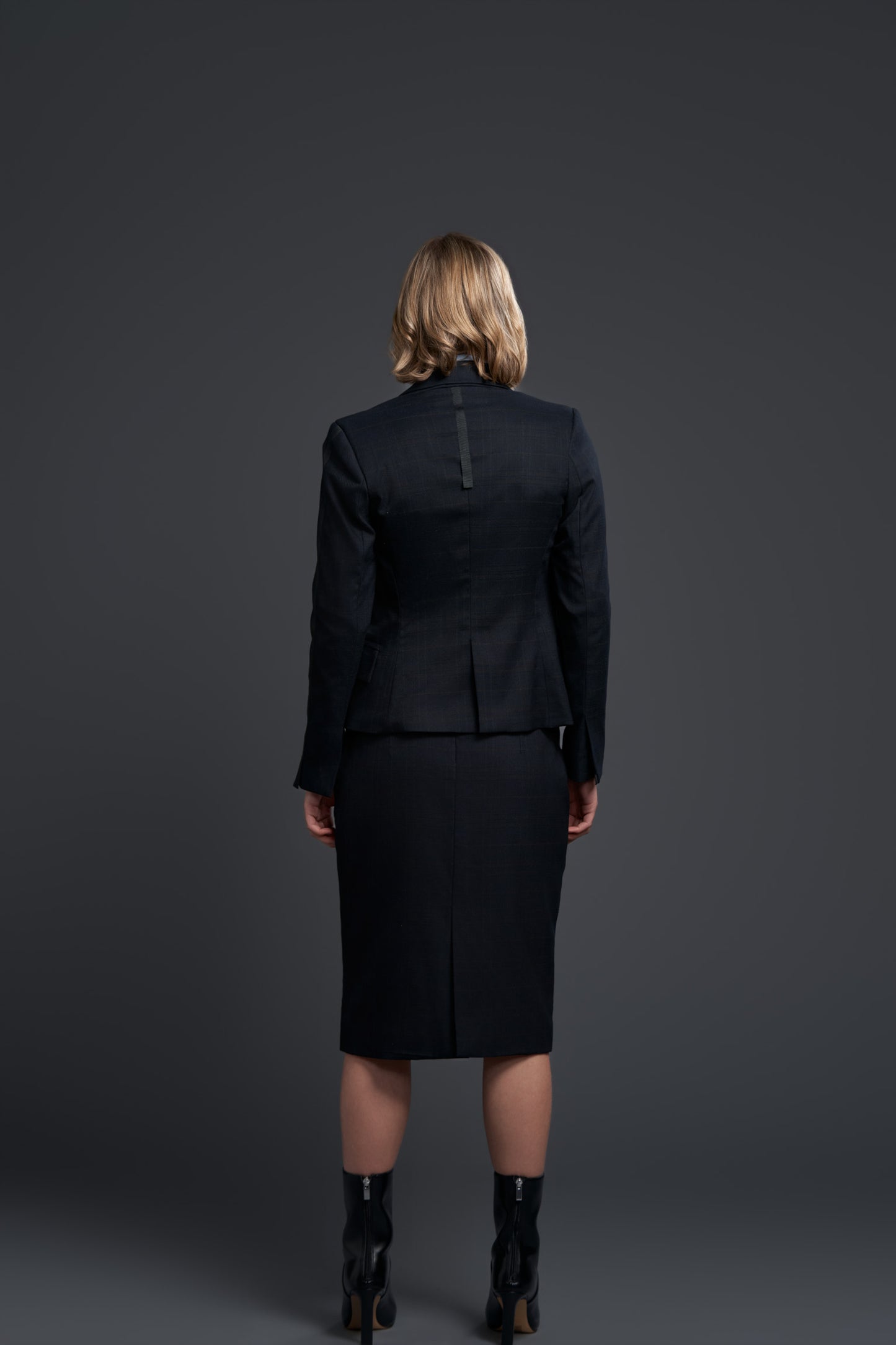 ZE-PHYRIA SKIRT